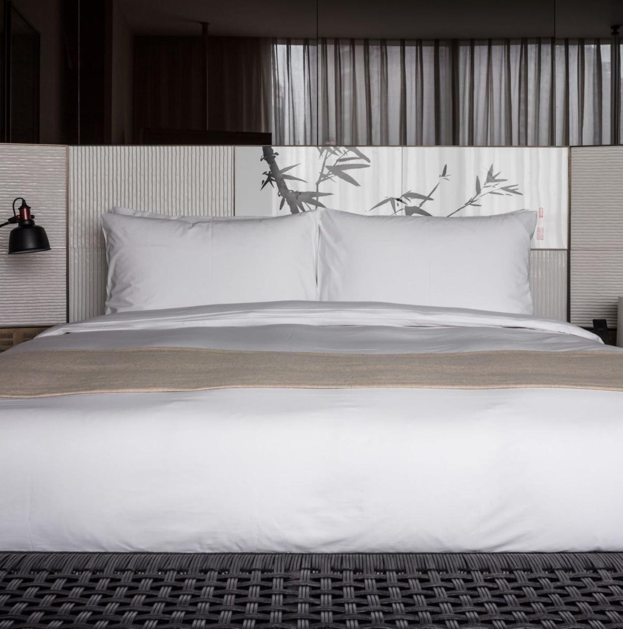The Middle House Hotel Shanghai Bagian luar foto